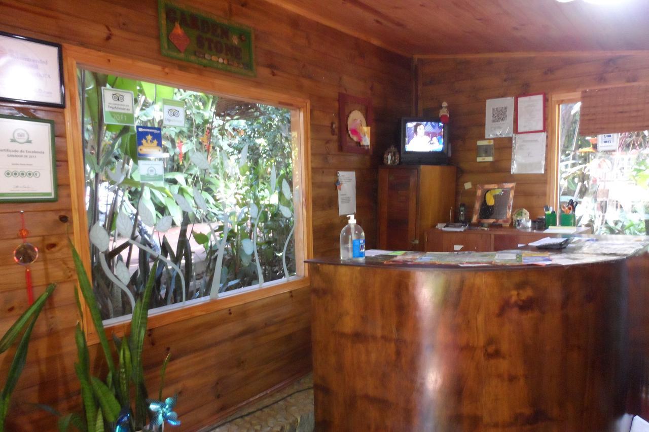Auberge de jeunesse Garden Stone à Puerto Iguazú Extérieur photo