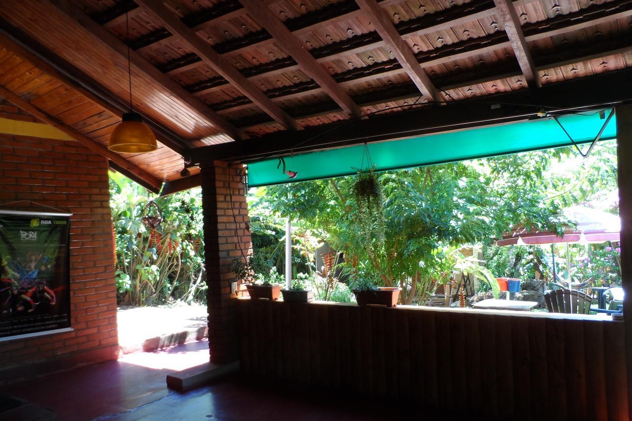 Auberge de jeunesse Garden Stone à Puerto Iguazú Extérieur photo